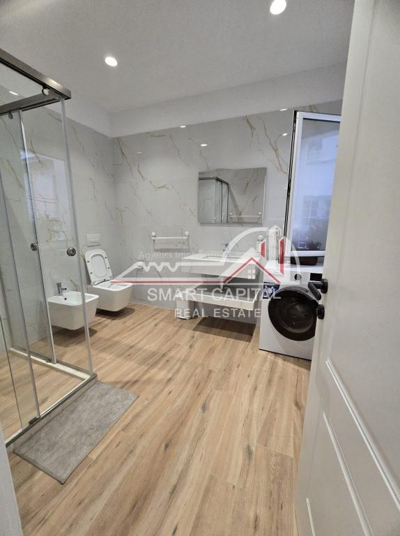 FOR SALE THE 2ND FLOOR OF A PRIVATE BUILDING IN VLORE!
