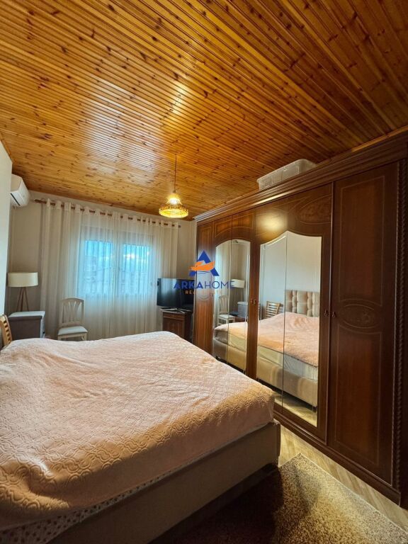 VENDESI APPARTAMENTO 3+1 "EX MERCATO ELETTRICO" 187000 EURO