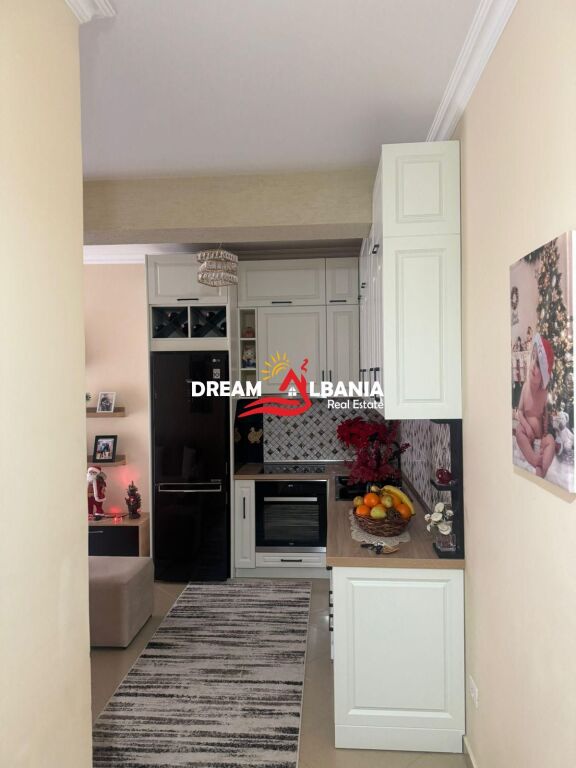 Shitet apartament 1+1 ne zonen e Brrylit ( ID 41111519 )