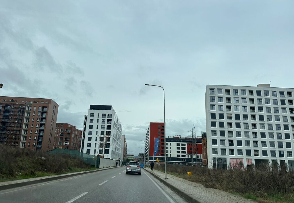 SUPER APARTMENT AT NEW BLVD