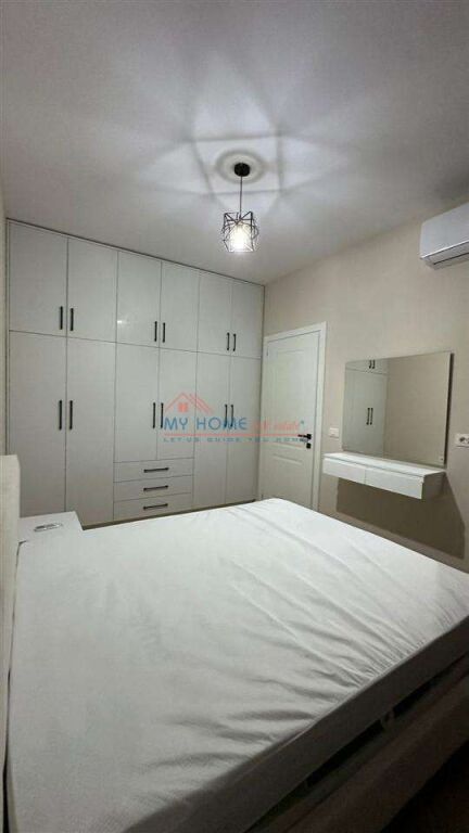Apartment 1+1+Parking Space for rent at 5 Maj Tirane