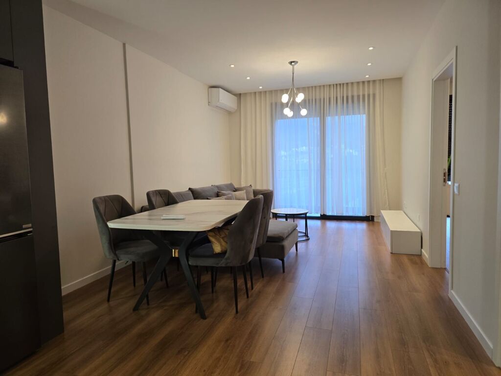 Apartament me qira post parkimi