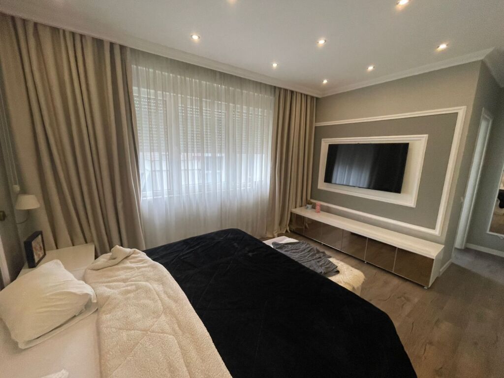 Rent Fz Dry Lake, 2+1+2+2 Parking
