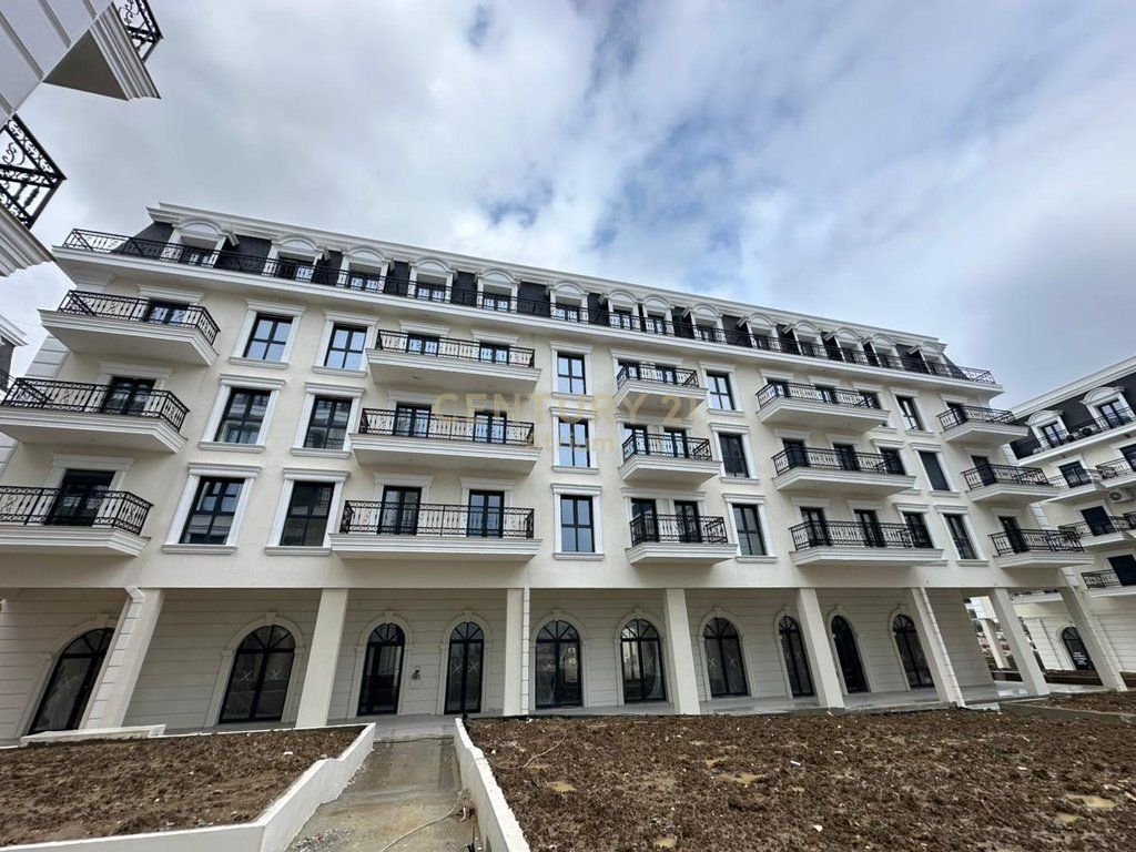 APARTMENT 1+1 FOR SALE AT PORTA TIRANA E RE !