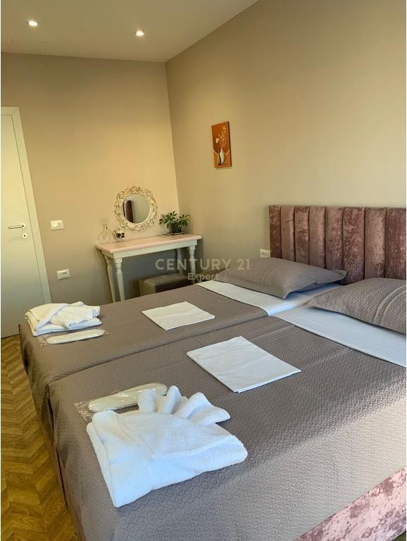 APPARTAMENTO 2+1+2 E POSTO AUTO IN AFFITTO IN VIA DRITAN HOXHA!
