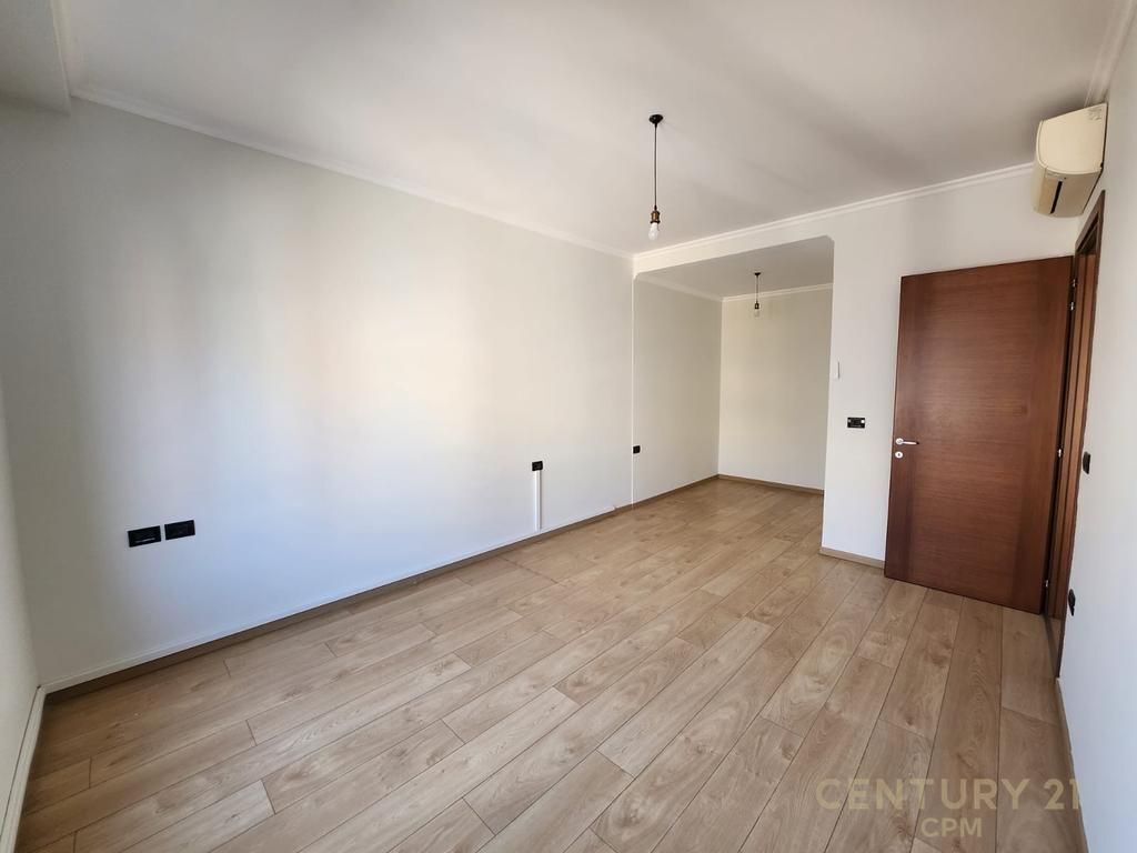 AMBIENT PER ZYRA TEK KOMPLEKSI DELIJORGJI