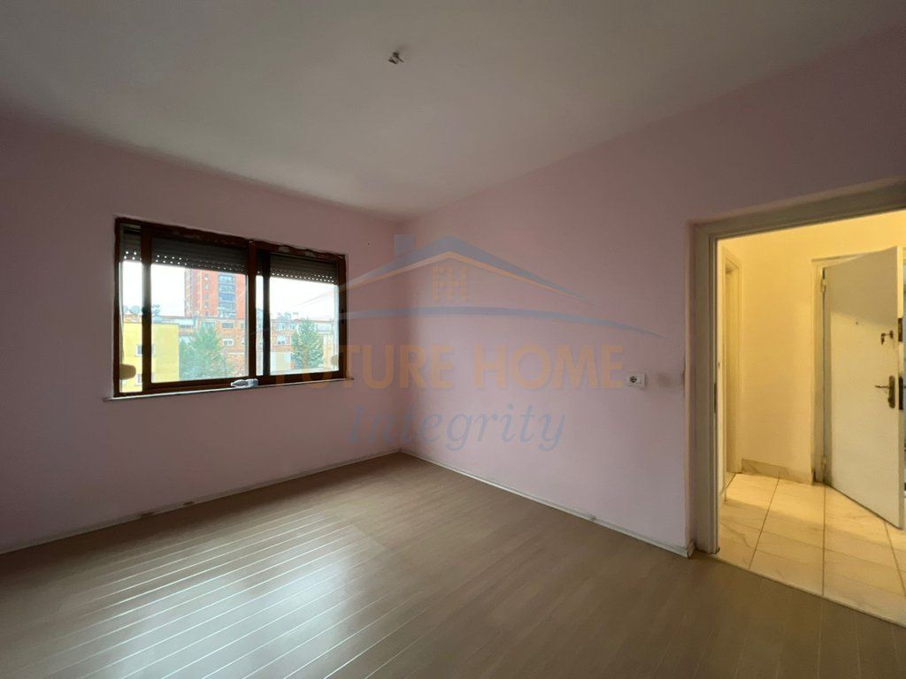 In vendita, Appartamento 2+1, Ex Esposizione, Tirana.