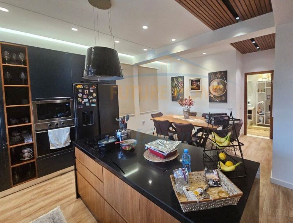 VILLA FOR SALE IN PEZE HELMES