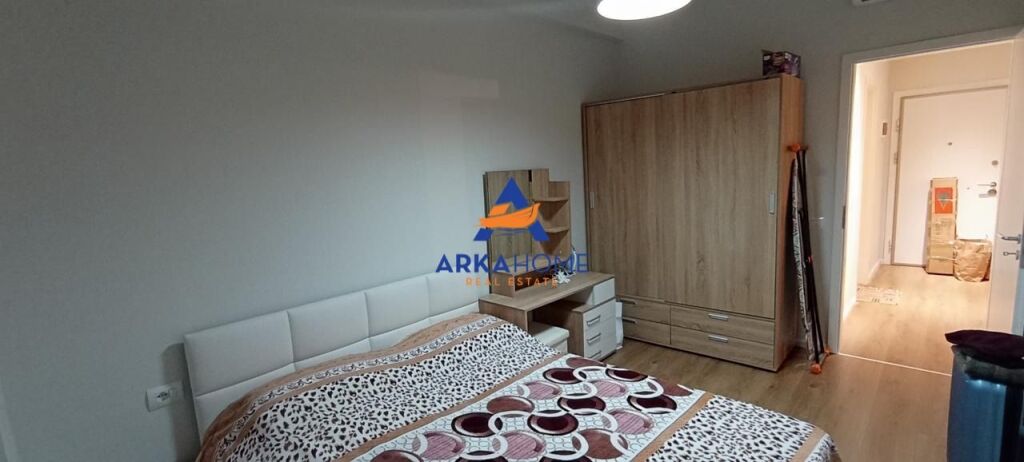 AFFITTASI APPARTAMENTO 1+1+BALCONE "RESIDENZA KAIMI NELLA ZONA DI ALI DEMI" 45000 LEKE