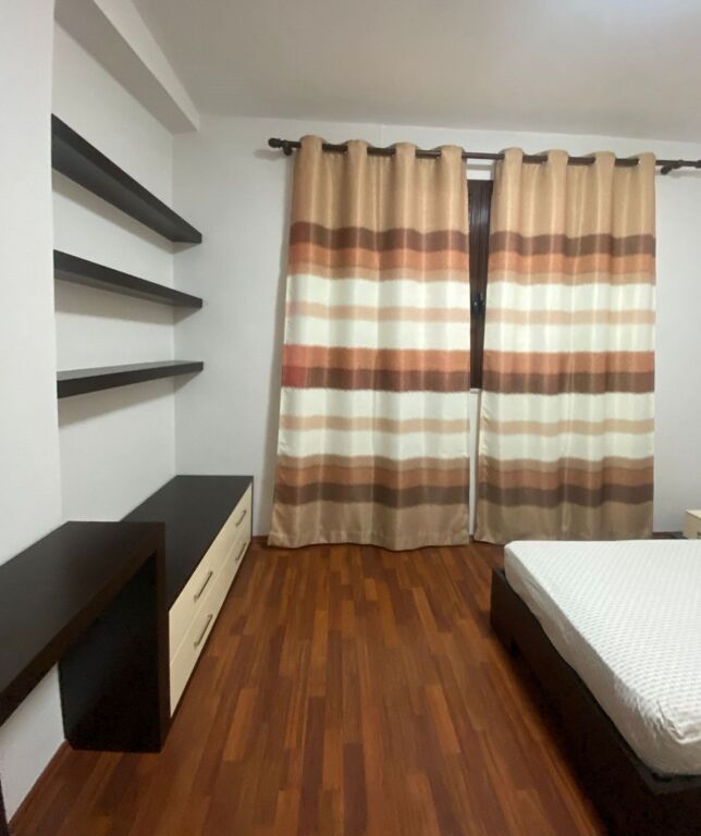 📌 JEPET ME QIRA APARTAMENT 2+1 – Rruga e Kavajës