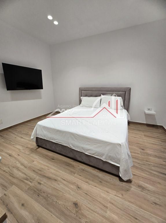 FOR SALE THE 2ND FLOOR OF A PRIVATE BUILDING IN VLORE!