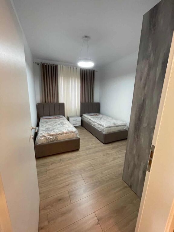 Apartament 2+1 me qira,prane Delijorgjit