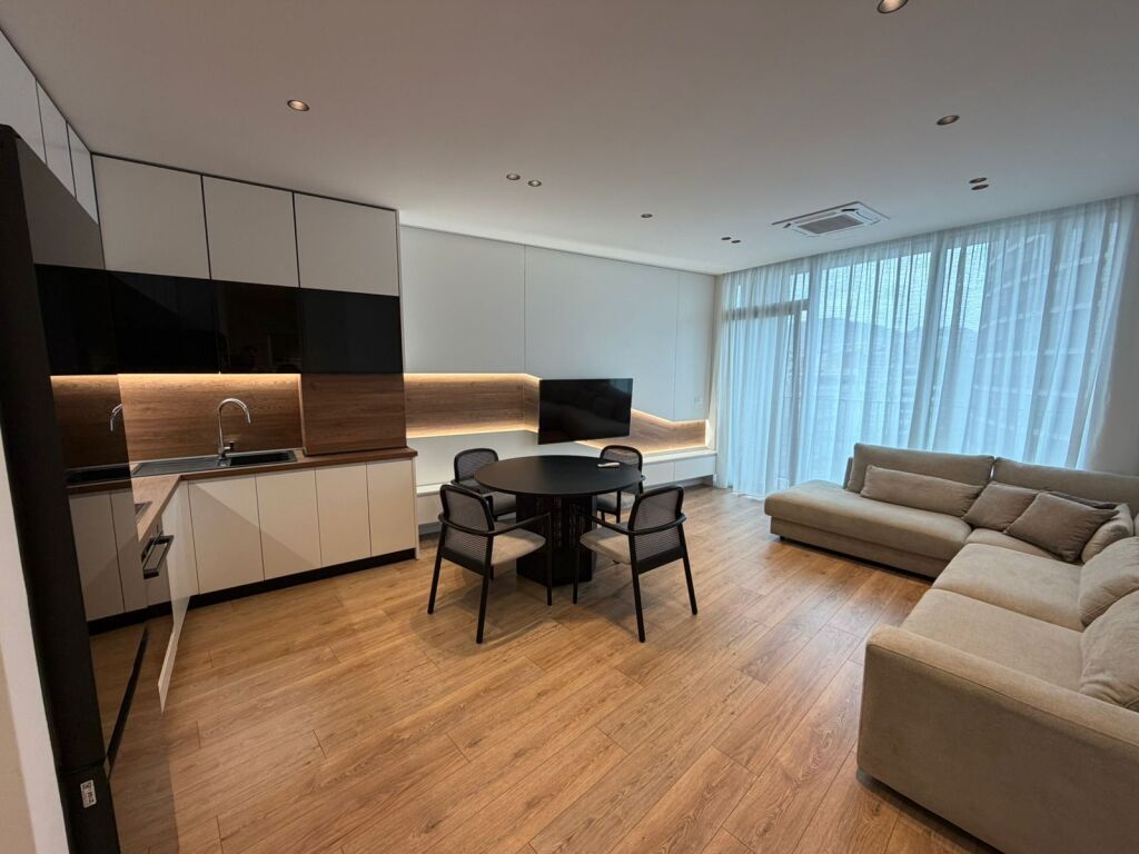 Apartament me Qira 1+1 Lake View