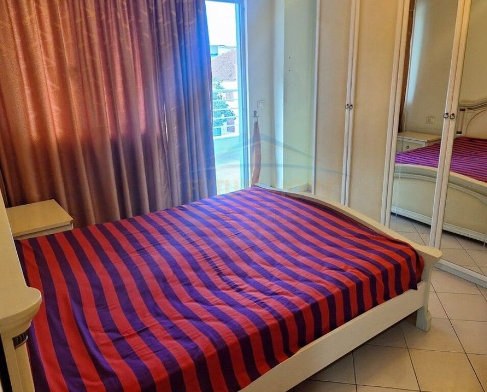 Qira, Apartament 1+1, Komuna e Parisit