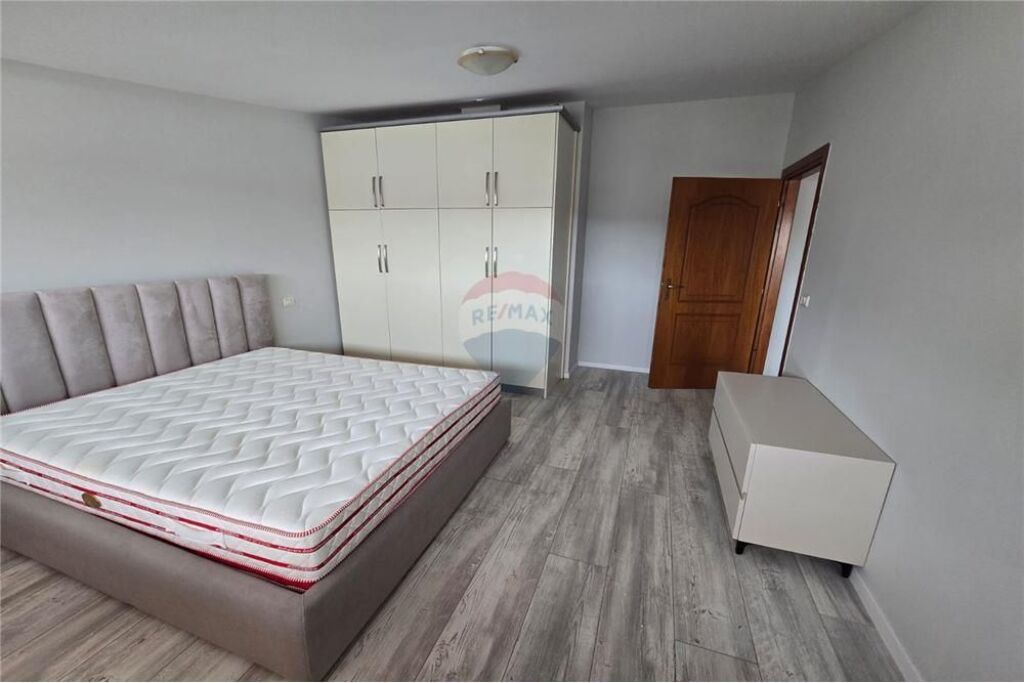 🌊 Apartment 1+1 for sale – Lungomare, Vlora