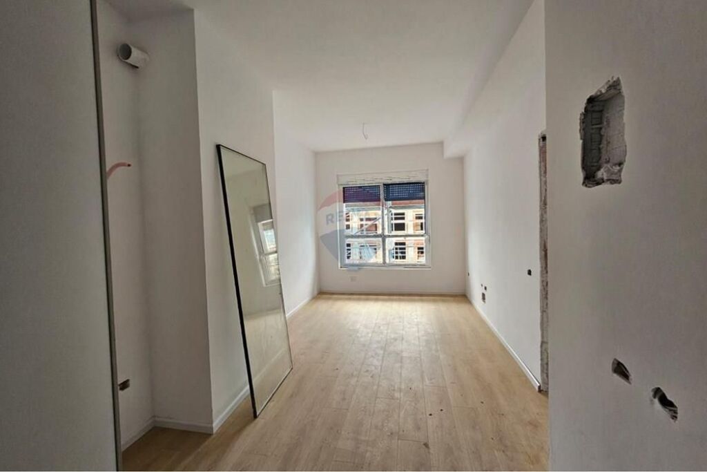 Apartament - Për Shitje - Kompleksi Mangalem, Tiranë(ID: 530181101-322)
