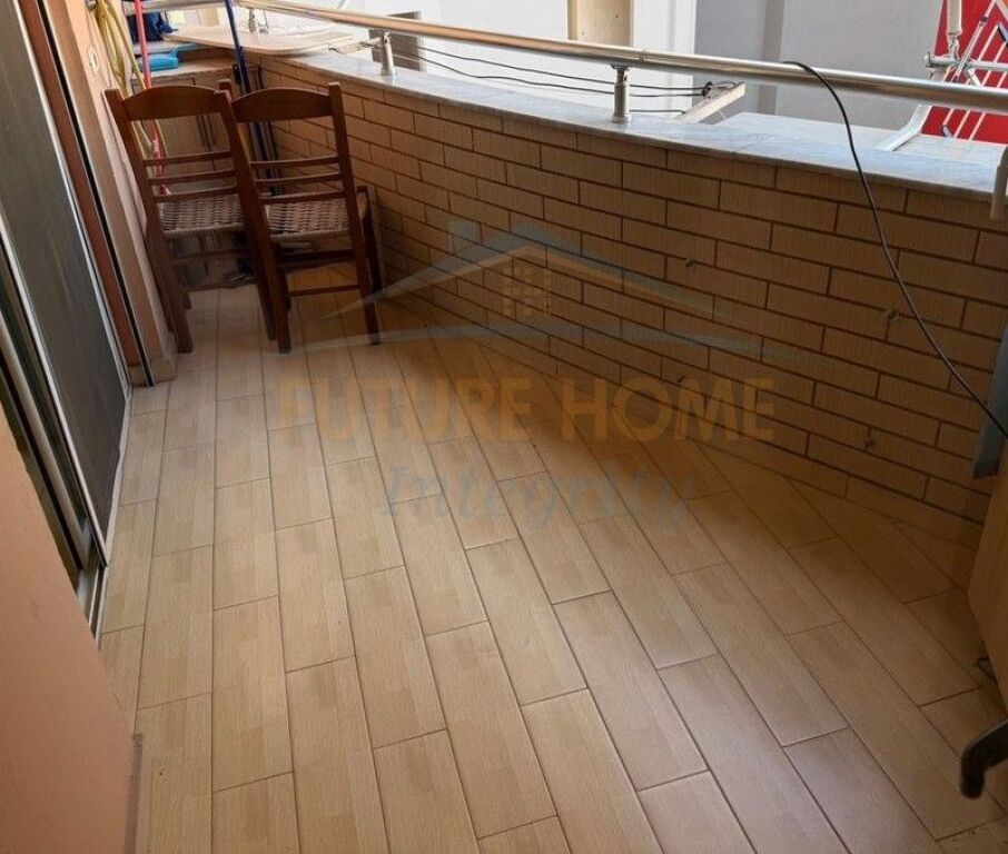 Shitet, Apartament 2+1, Pazari i Ri, Tiranë.