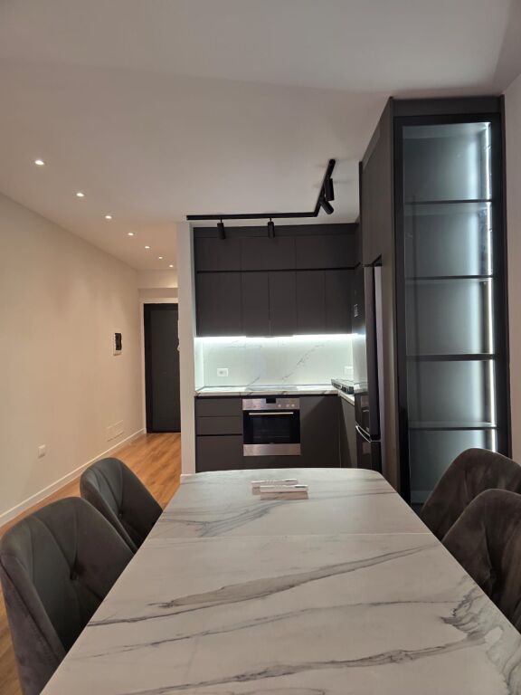 Apartament me qira post parkimi