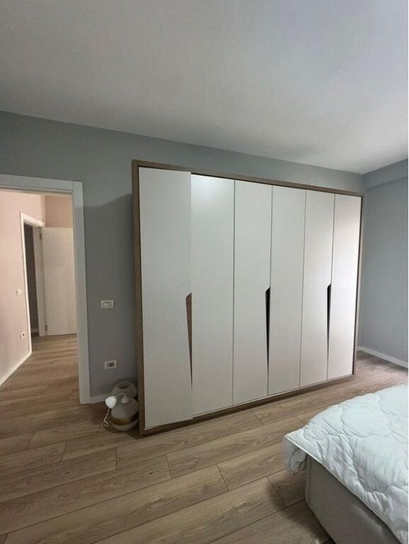 Casa 2+1 in Affitto a Fresku, Tirana