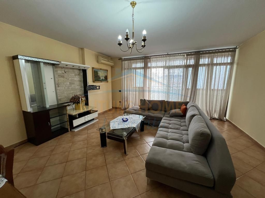 Qera, Apartament 2+1, Rruga e Kavajës, Tiranë.