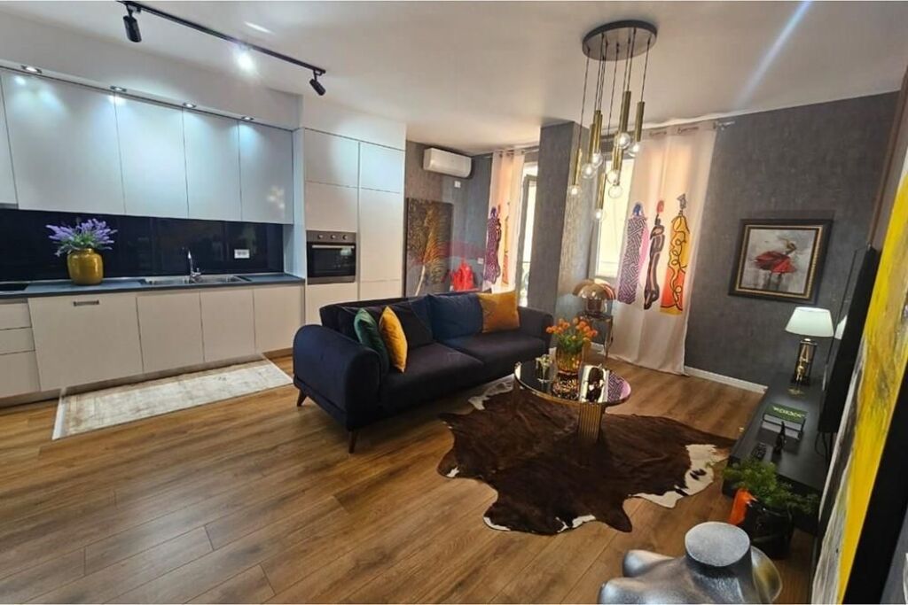 Apartment 1+1 for rent at 21 Dhjetori
