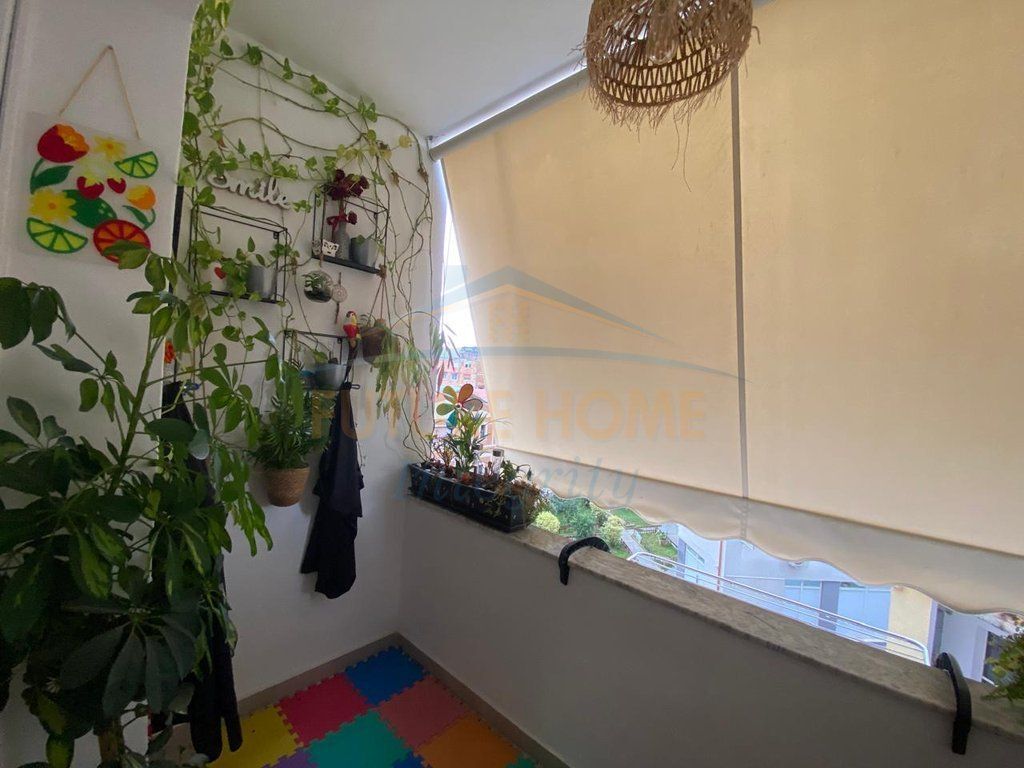Shitet, Apartament 1+1, Vasil Shanto, Tiranë.
