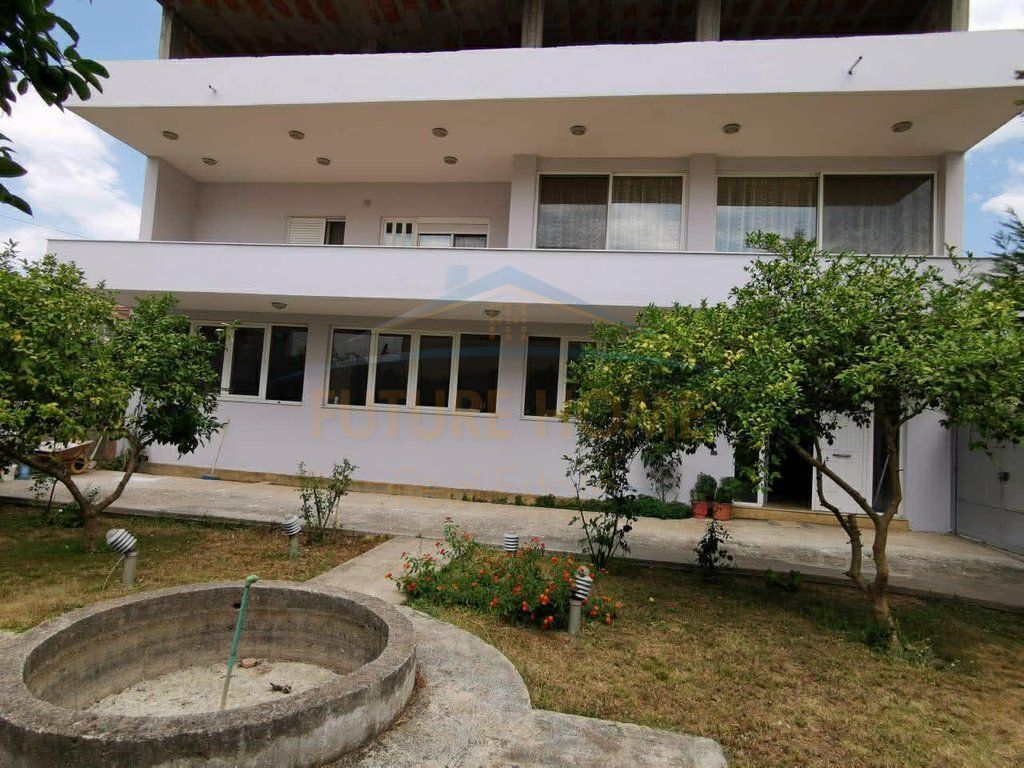 For sale, 3-storey villa, 5 Maj