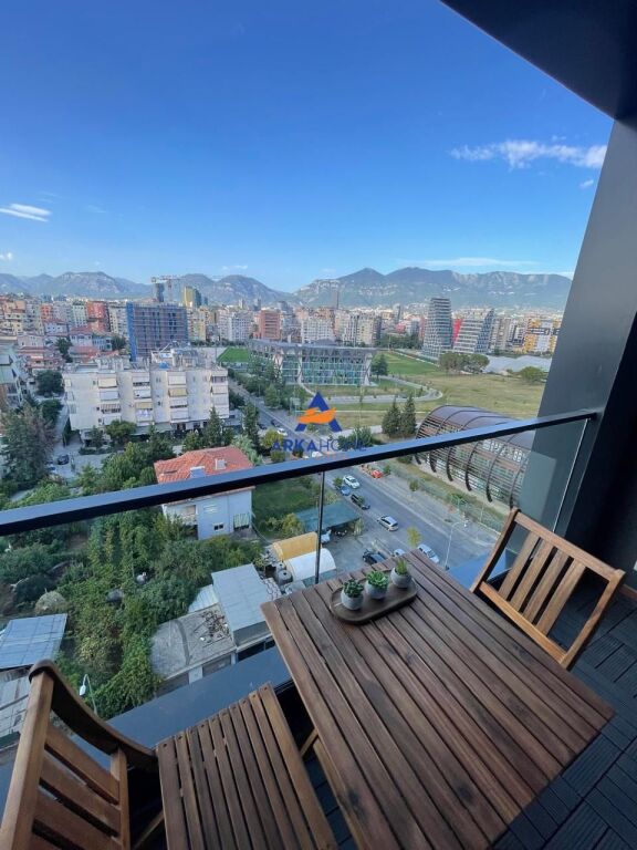 JEPET APARTAMENT ME QERA 2+1+BALLKON+POST PARKIMI "KOMUNA E PARISIT" 1300 EURO
