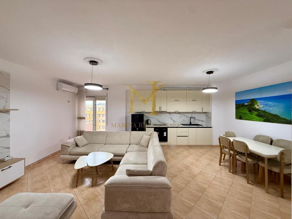 Apartament me qera 1+1 në Plazh Hekurudha, Durres