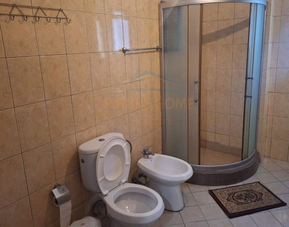 Qira, Apartament 1+1, Komuna e Parisit