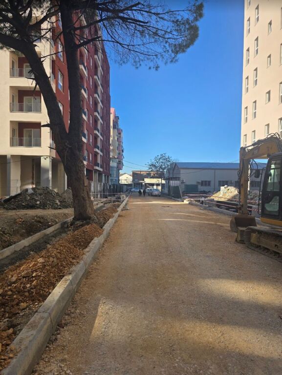 Apartment 2+1+2 for Sale/Aura Complex, Laprak