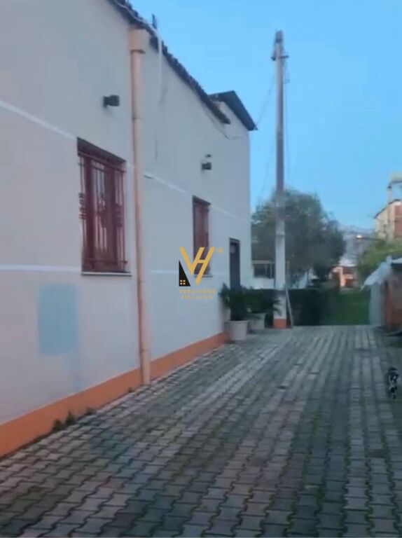 PRIVATE HOUSE FOR RENT IN LAPRAKE 60,000 LEKE