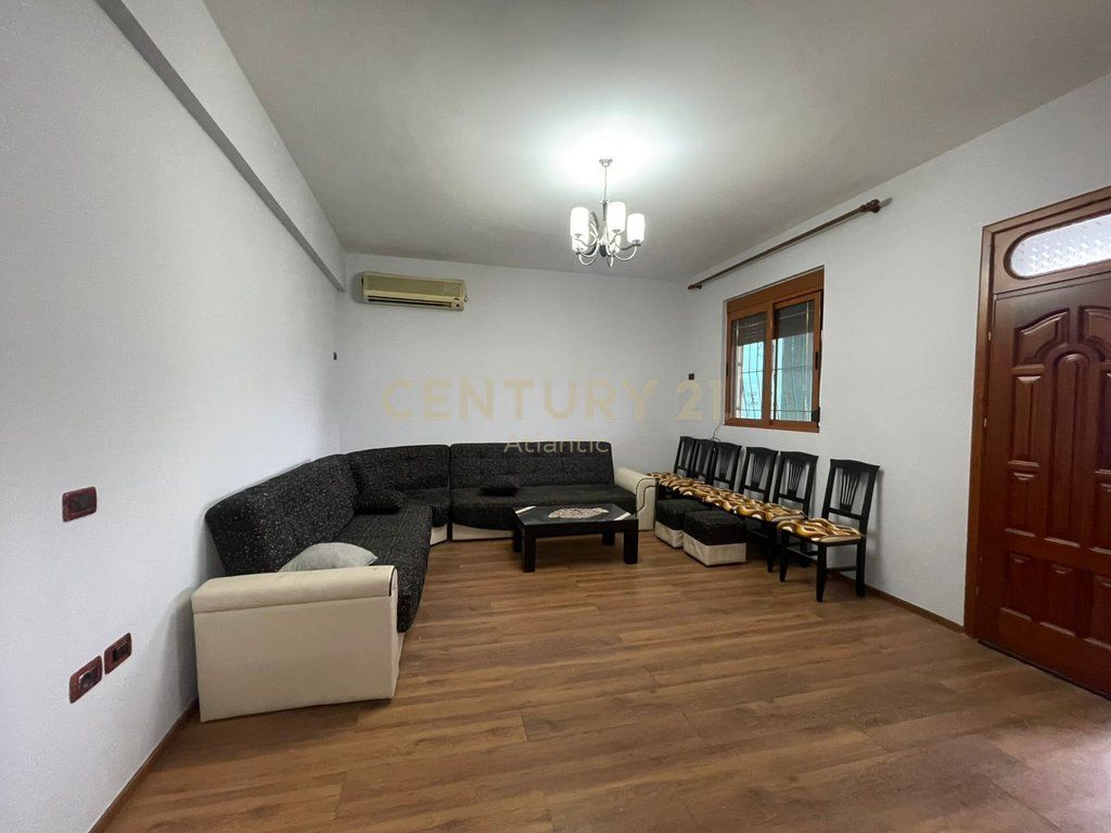 SHITET SHTEPI PRIVATE NE ISH KENETE DURRES,LAGJIA 17!
