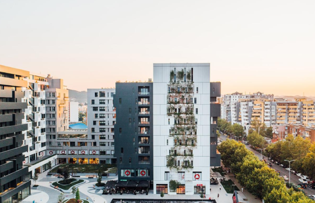 🏢 Apartment 3+1 + 2 Parking Spaces for Sale – Square 21
