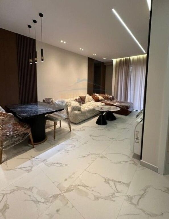 Qera, Apartament 1+1, Kompleksi Aura, Laprake.