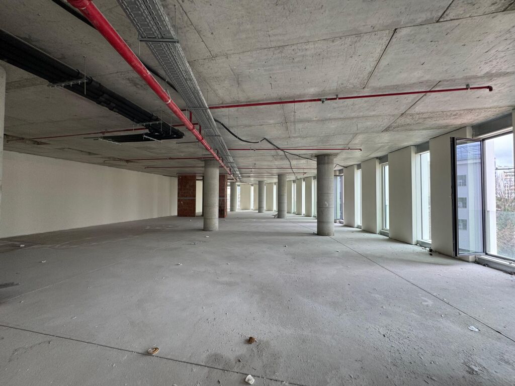 Rent space at MET Tirana Building!