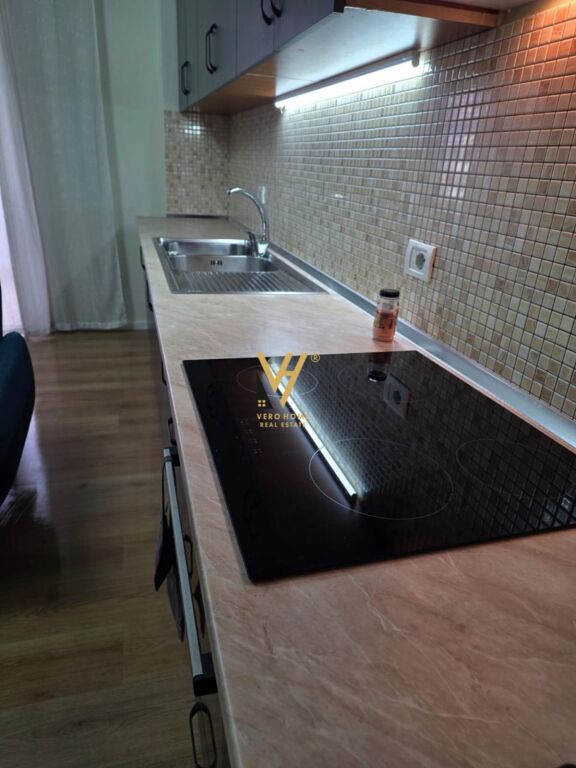 JEPET APARTAMENT 1+1 ME QIRA TE KOMUNA E PARISIT 60.000 LEKE