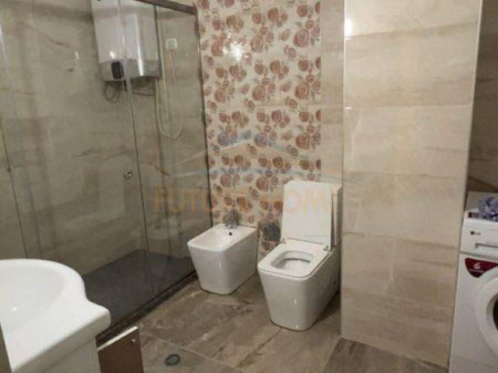 Qera, Apartament 3+1, Unaza e Re.