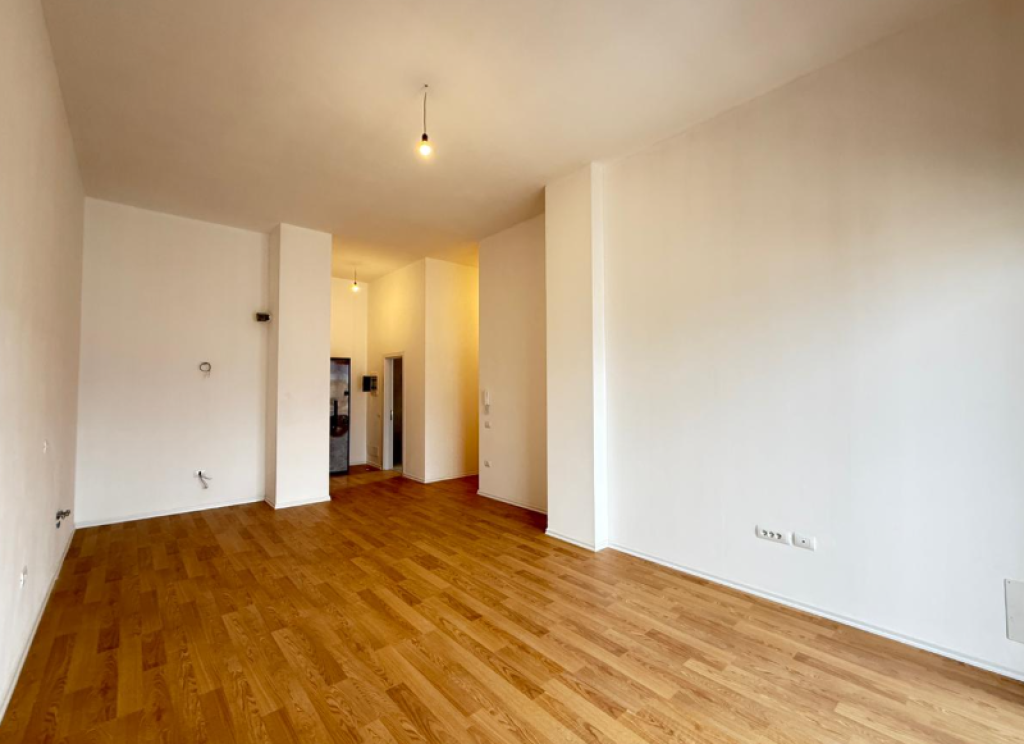🏙️ SHITET PENTHOUSE 3+1+2 – QENDËR