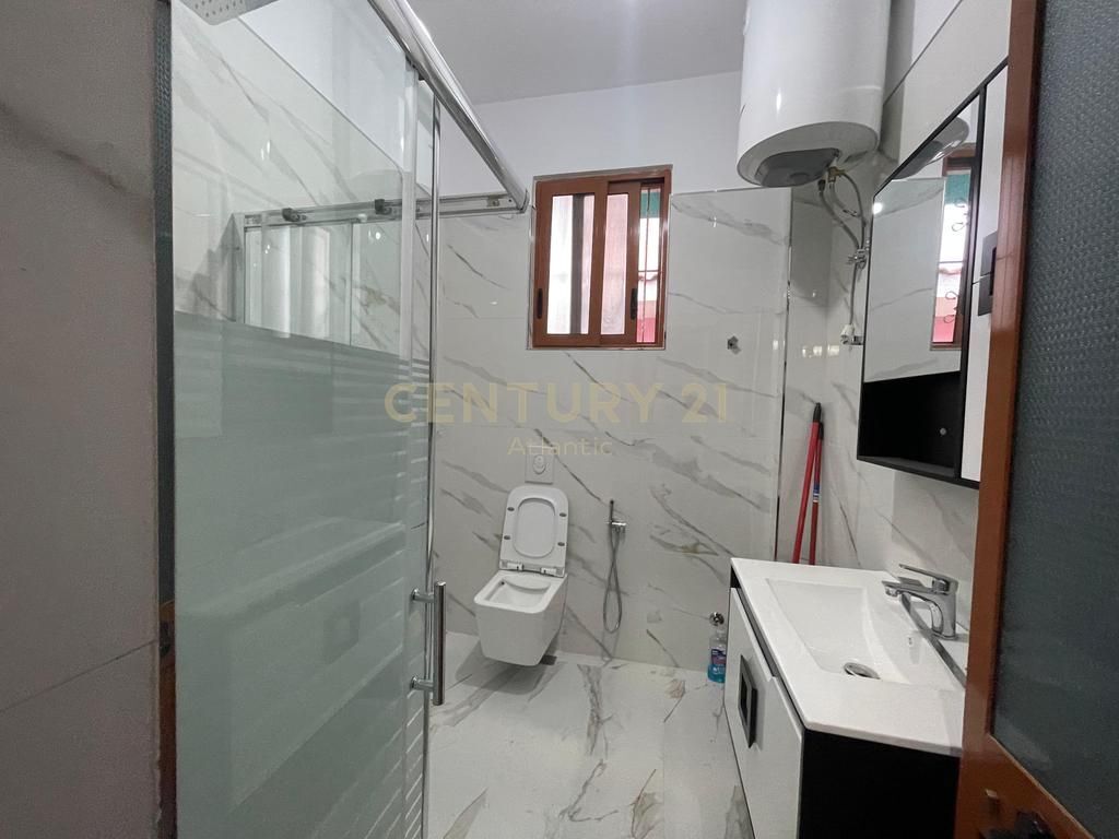 SHITET SHTEPI PRIVATE NE ISH KENETE DURRES,LAGJIA 17!