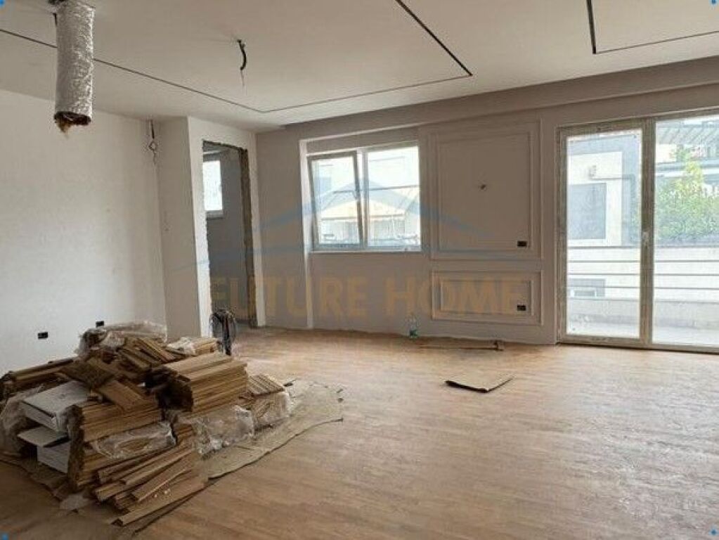 For sale, Penthouse 3+1+3 Parking Spaces, Green Terrace, Dry Lake