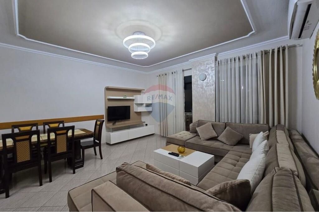 Ofrojme per qira apartament 2+1 te rr e Kavajes Perballe Delijorgjit