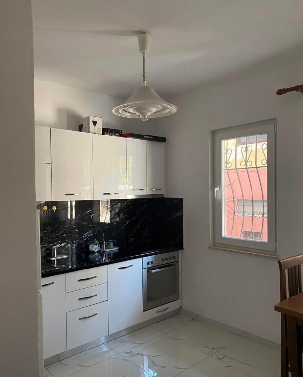 APPARTAMENTO IN AFFITTO 1+1 VIA DIBRA 50.000 LEKE