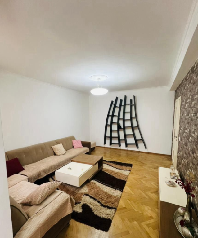 🏡 JEPET APARTAMENT ME QIRA – Don Bosko