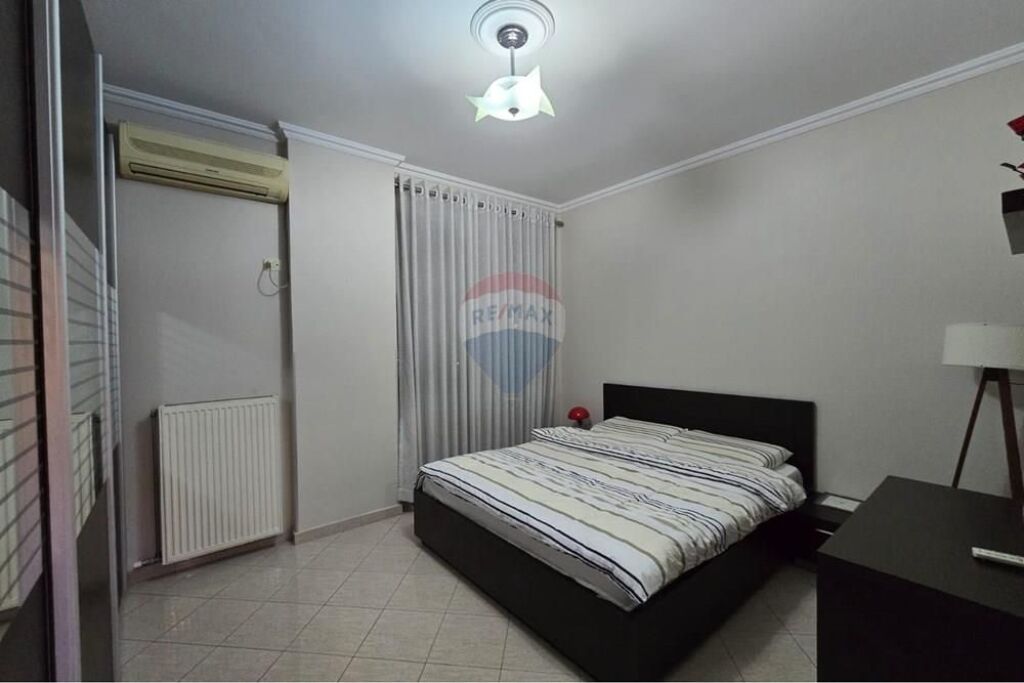 Ofrojme per qira apartament 2+1 te rr e Kavajes Perballe Delijorgjit