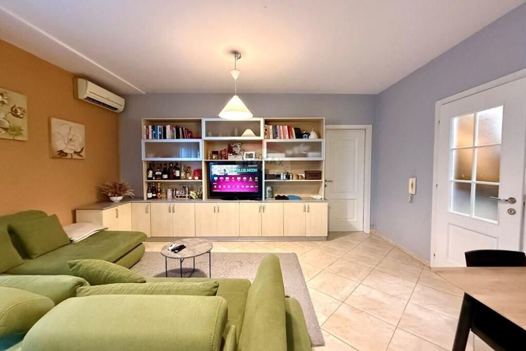 Furnished 1+1 apartment, Dry Lake!