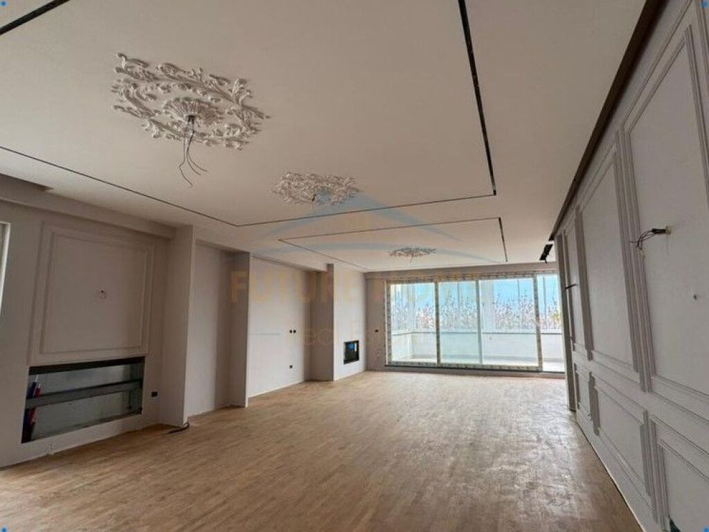 For sale, Penthouse 3+1+3 Parking Spaces, Green Terrace, Dry Lake