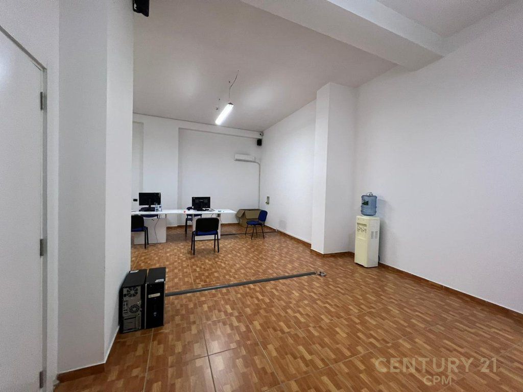 OFFICE SPACE FOR RENT AT SELVIA