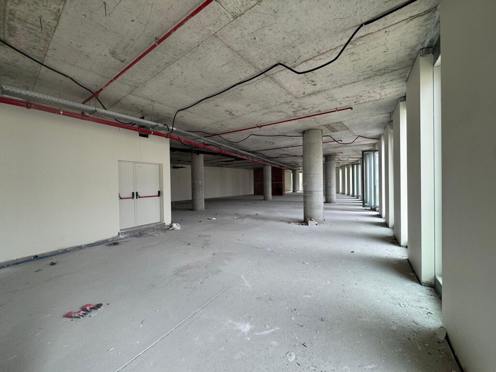 Rent space at MET Tirana Building!