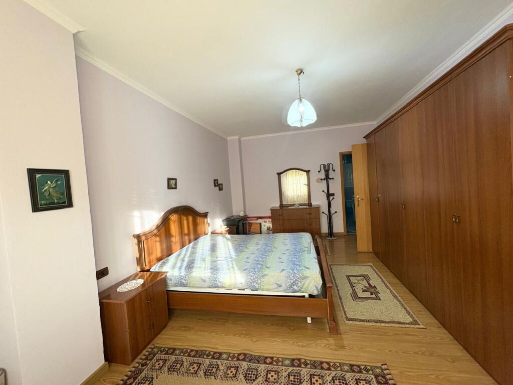 Appartamento 2+1+2 in Affitto – vicino al Tribunale, Durrës